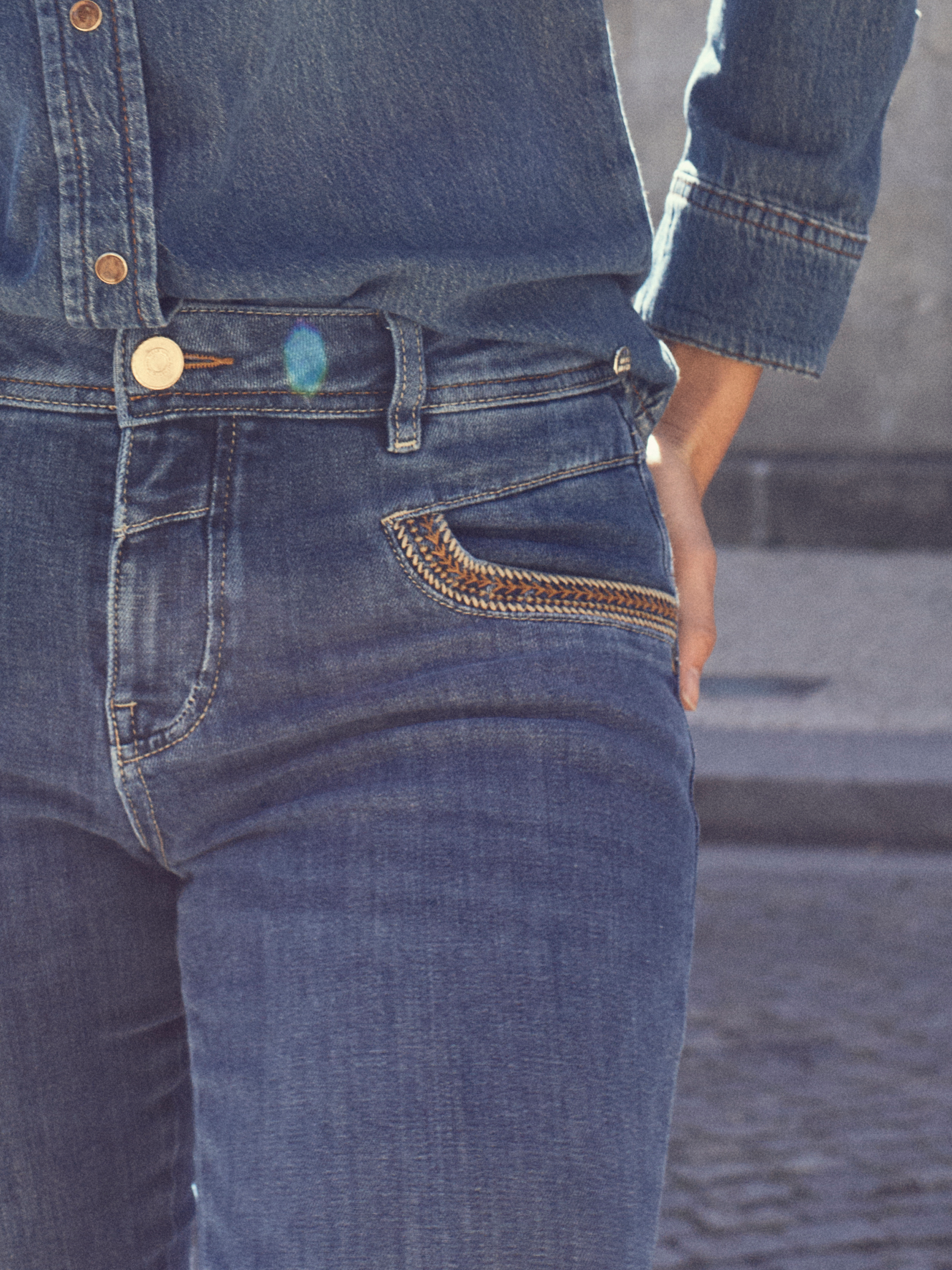 Jeans and autumn: A timeless love affair