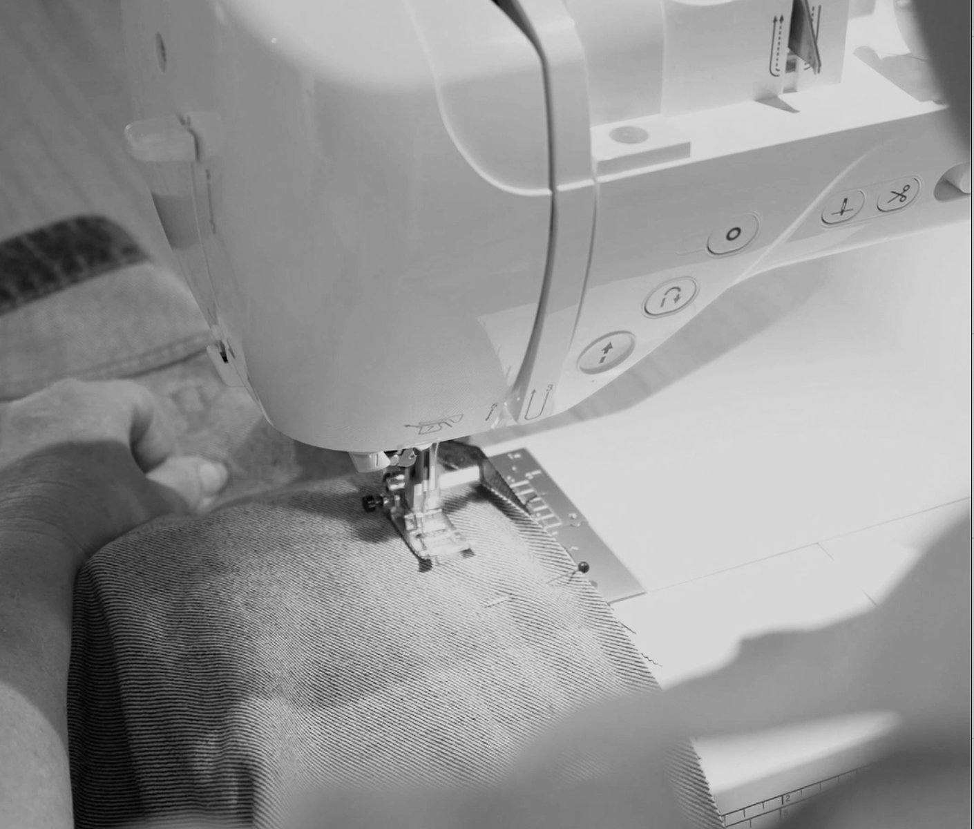 Opgradér dine jeans til en maxi denimnederdel