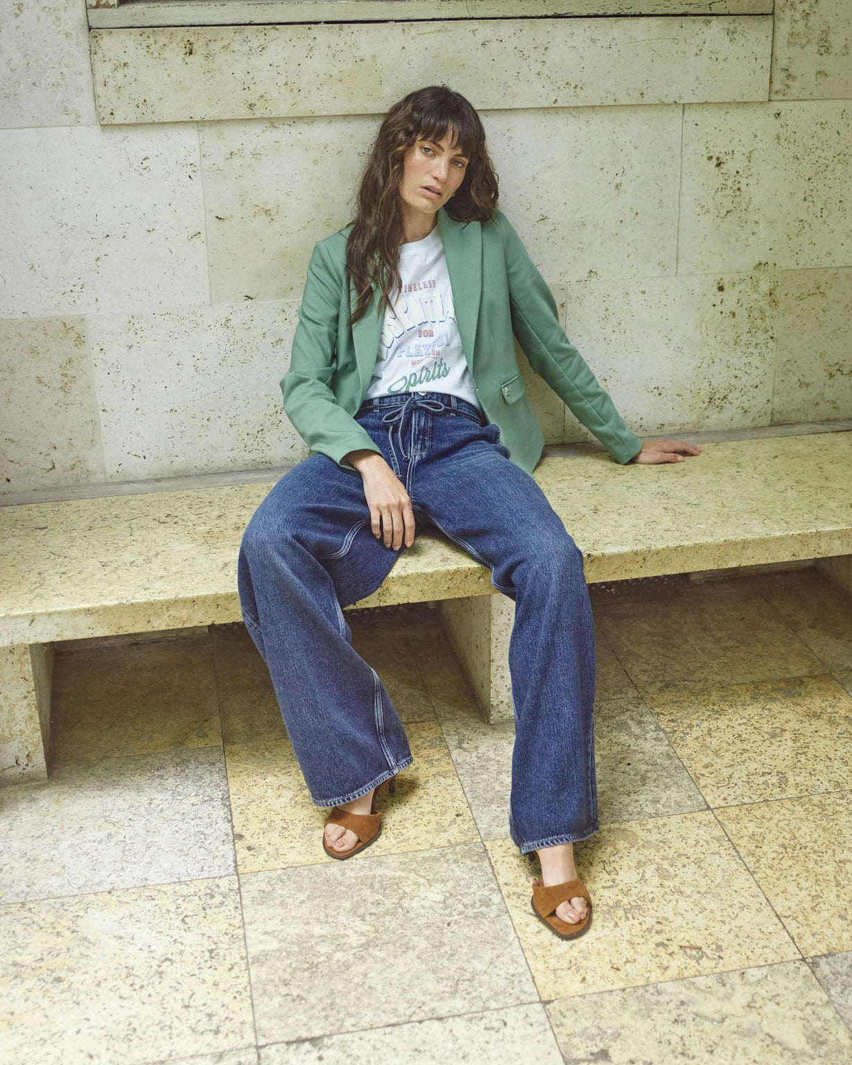 Modelshot / Dark Blue / Detail