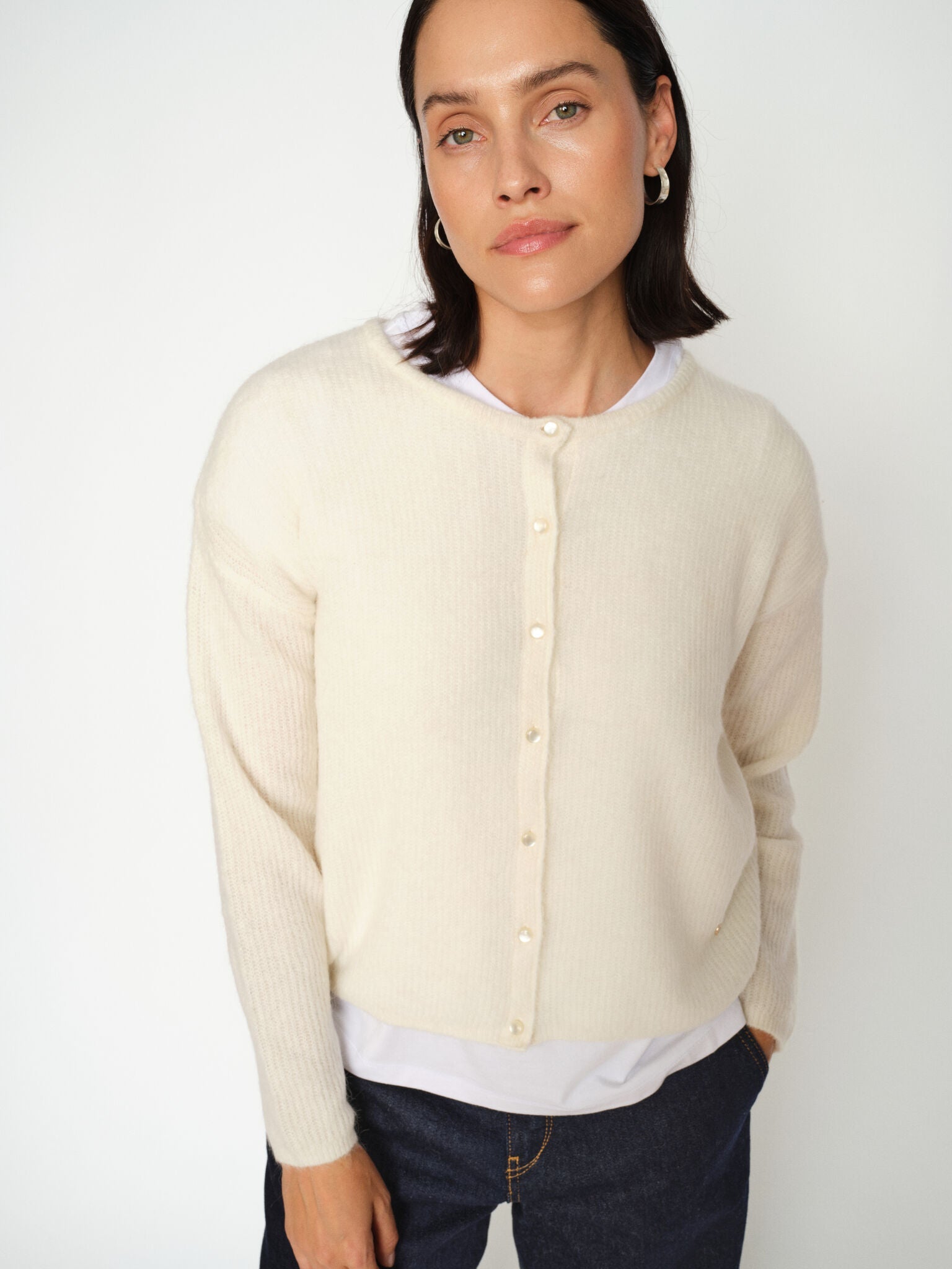 Modelshot / Ecru / Detail