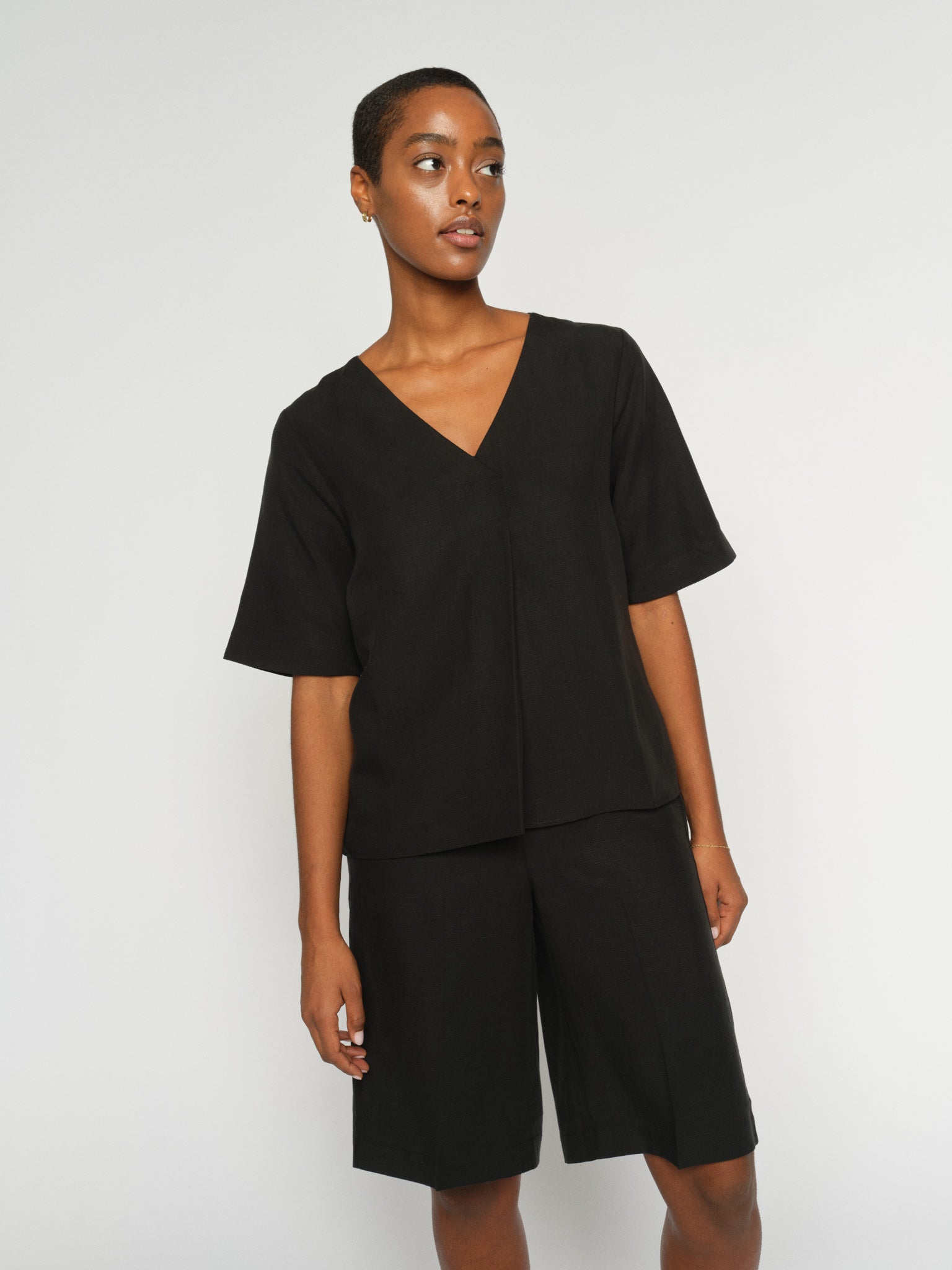 Modelshot / Black / Detail