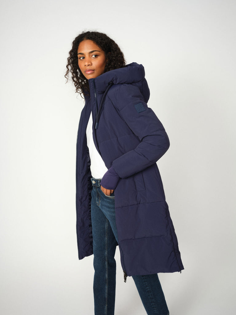 Modelshot / Maritime Blue / Detail