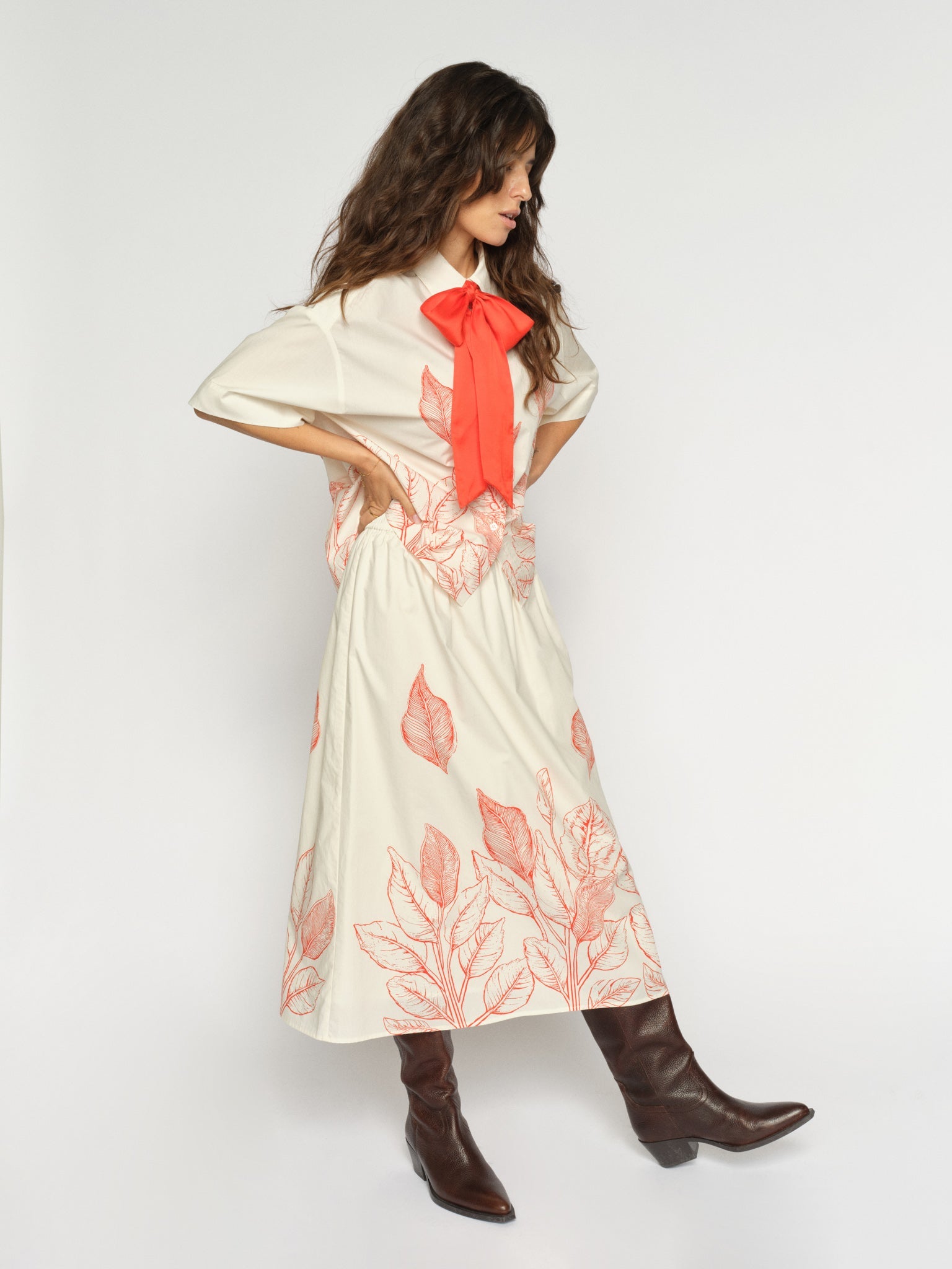 Modelshot / Ecru / Detail