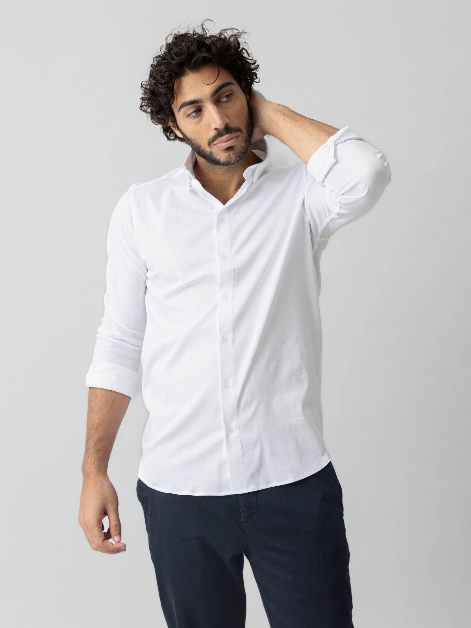 Modelshot / White / Detail