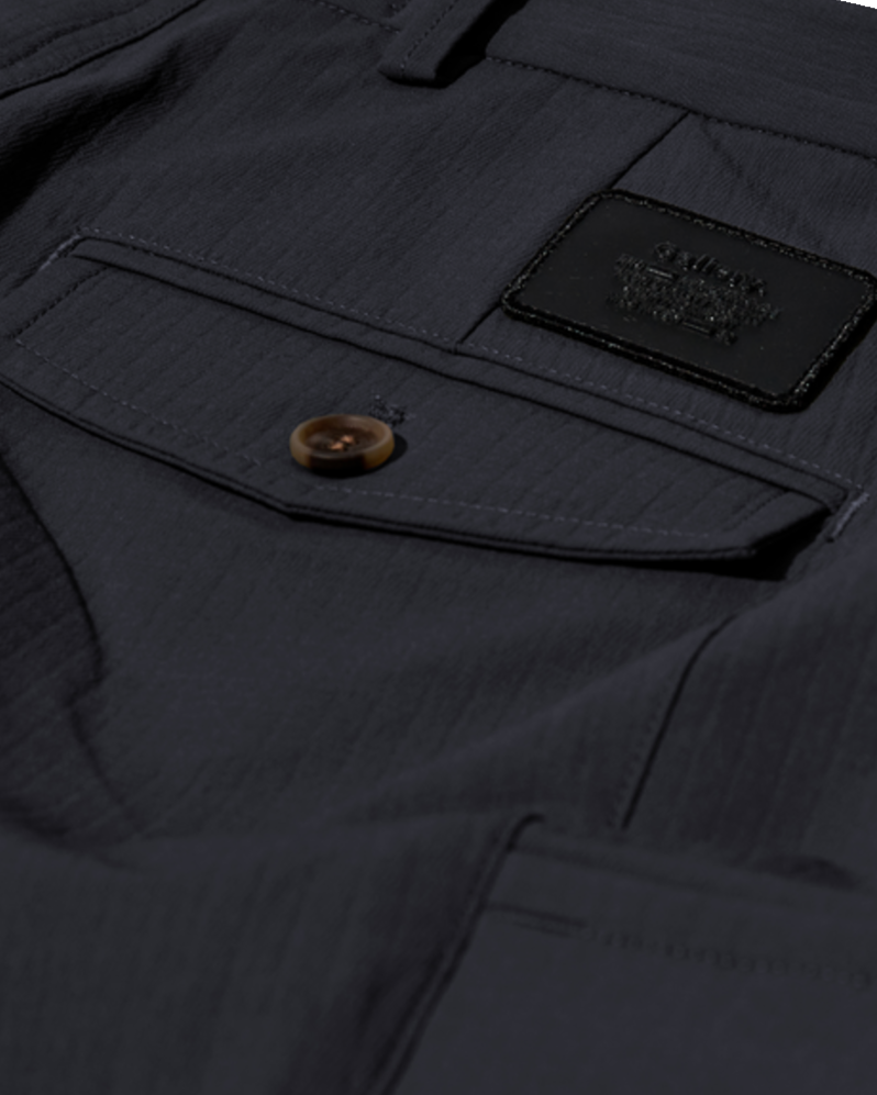 Modelshot / Navy / Detail