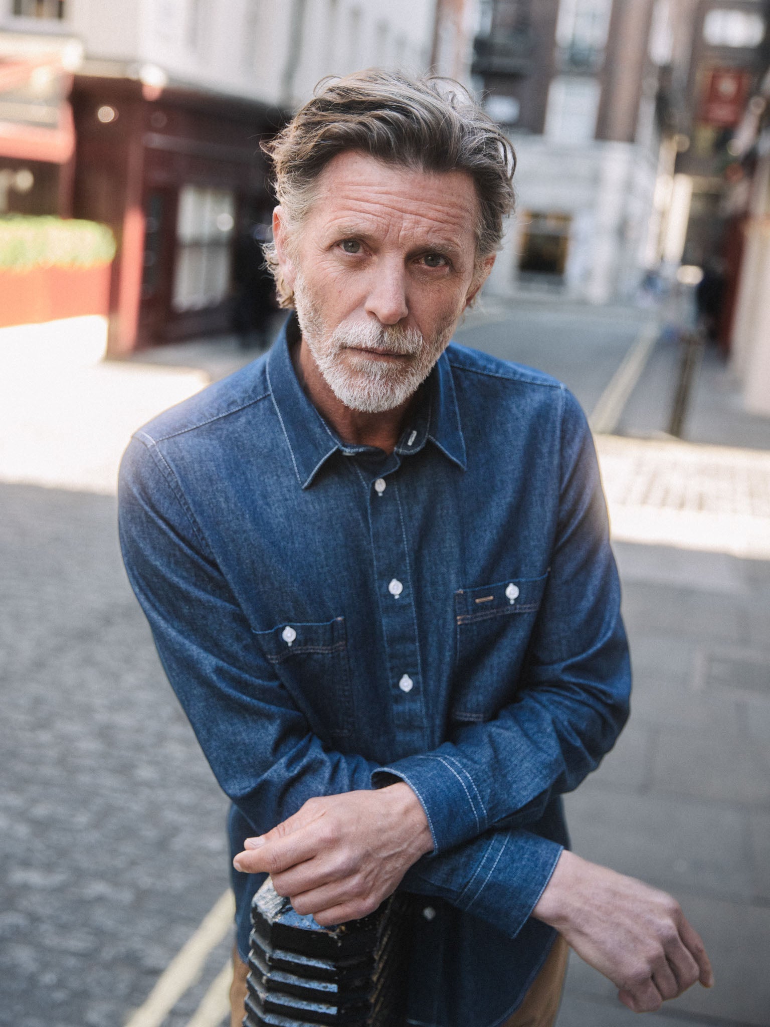 Modelshot / Dark Blue Denim / Detail