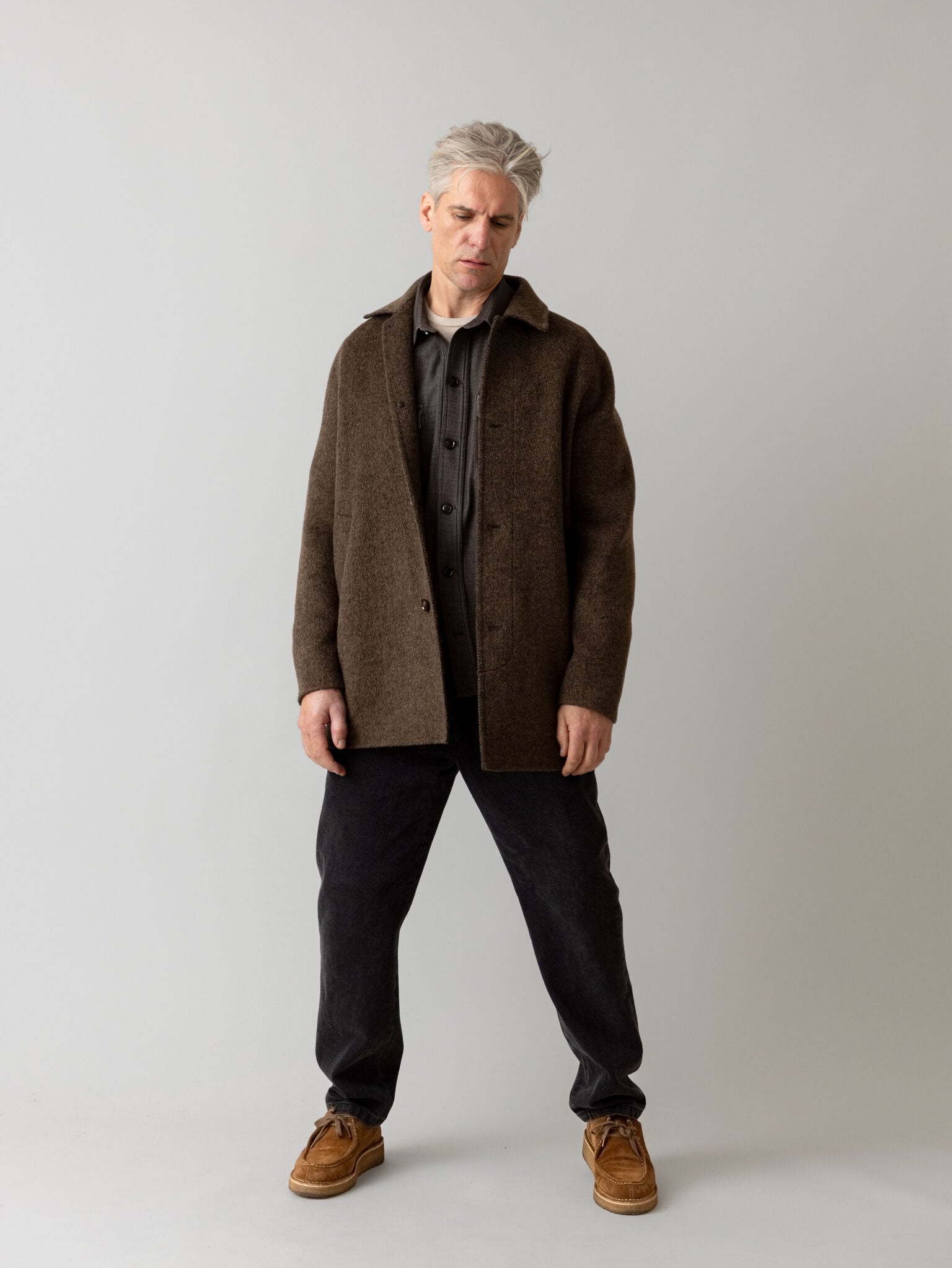 Modelshot / Slate Black / Detail