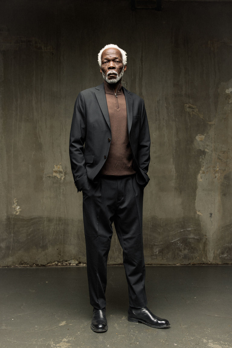 Modelshot / Black / Detail