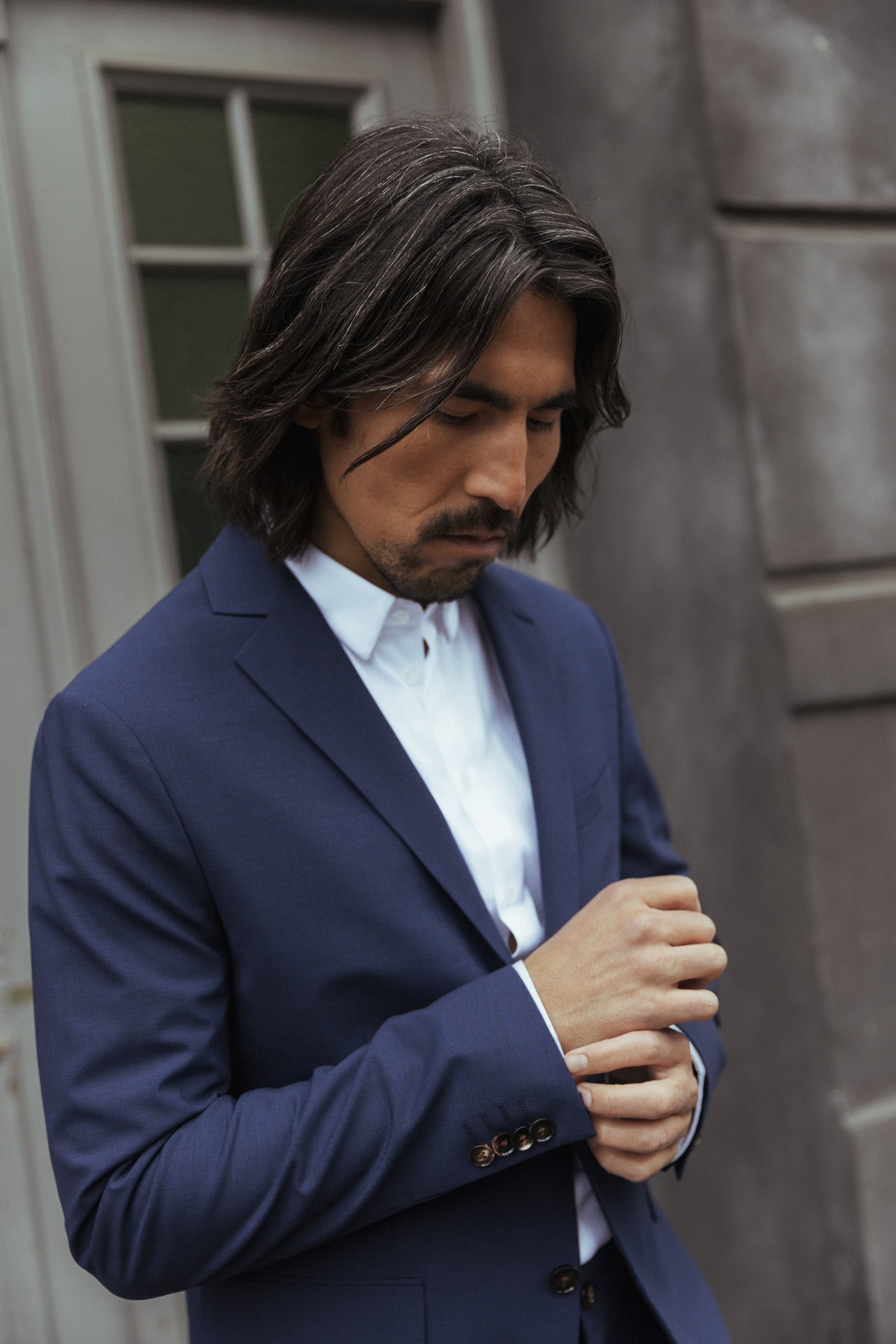 Modelshot / Navy / Detail