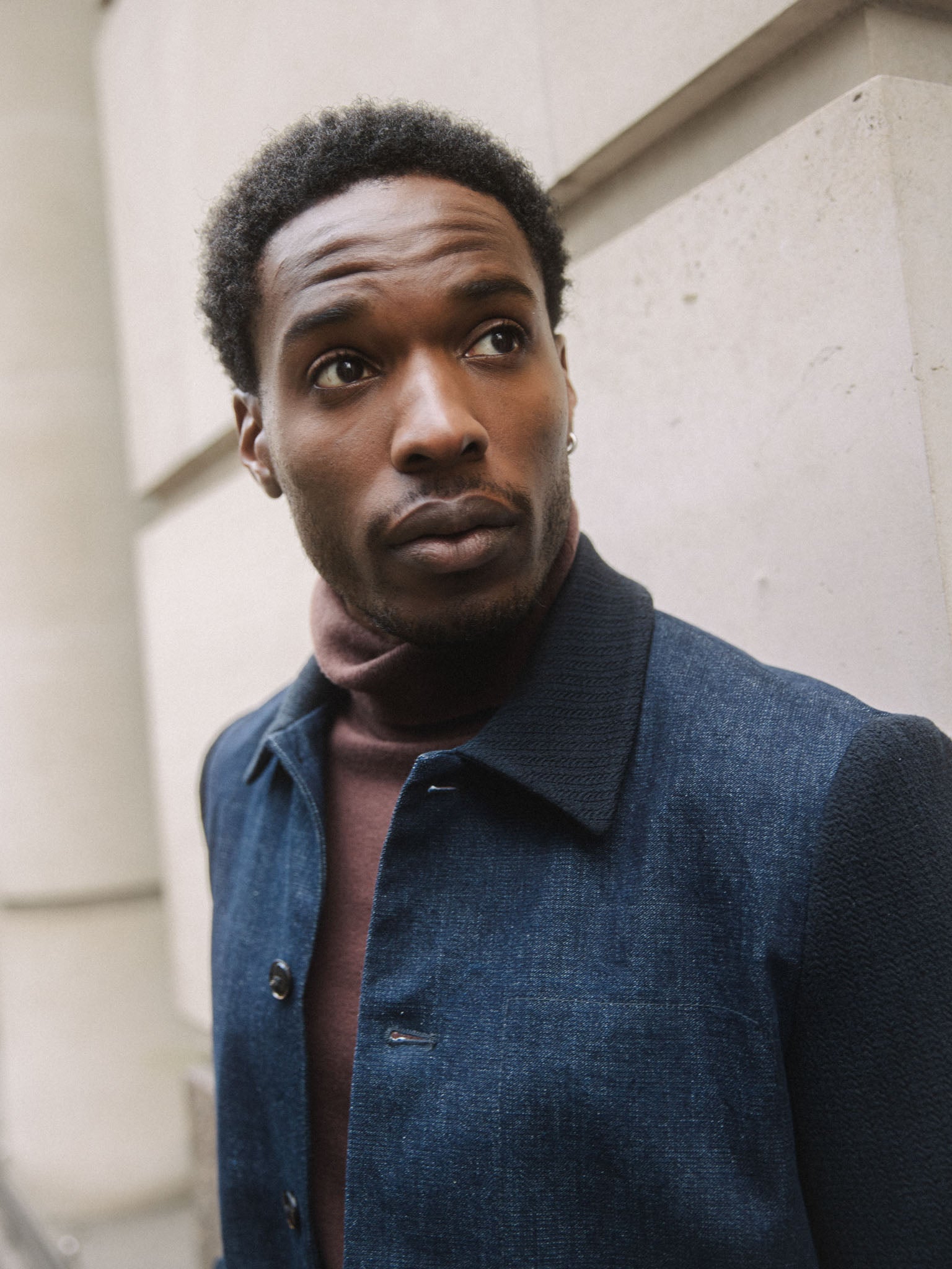 Modelshot / Navy / Detail