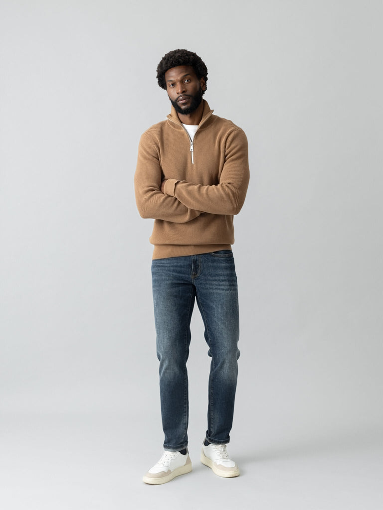 Modelshot / Vintage Blue / Detail