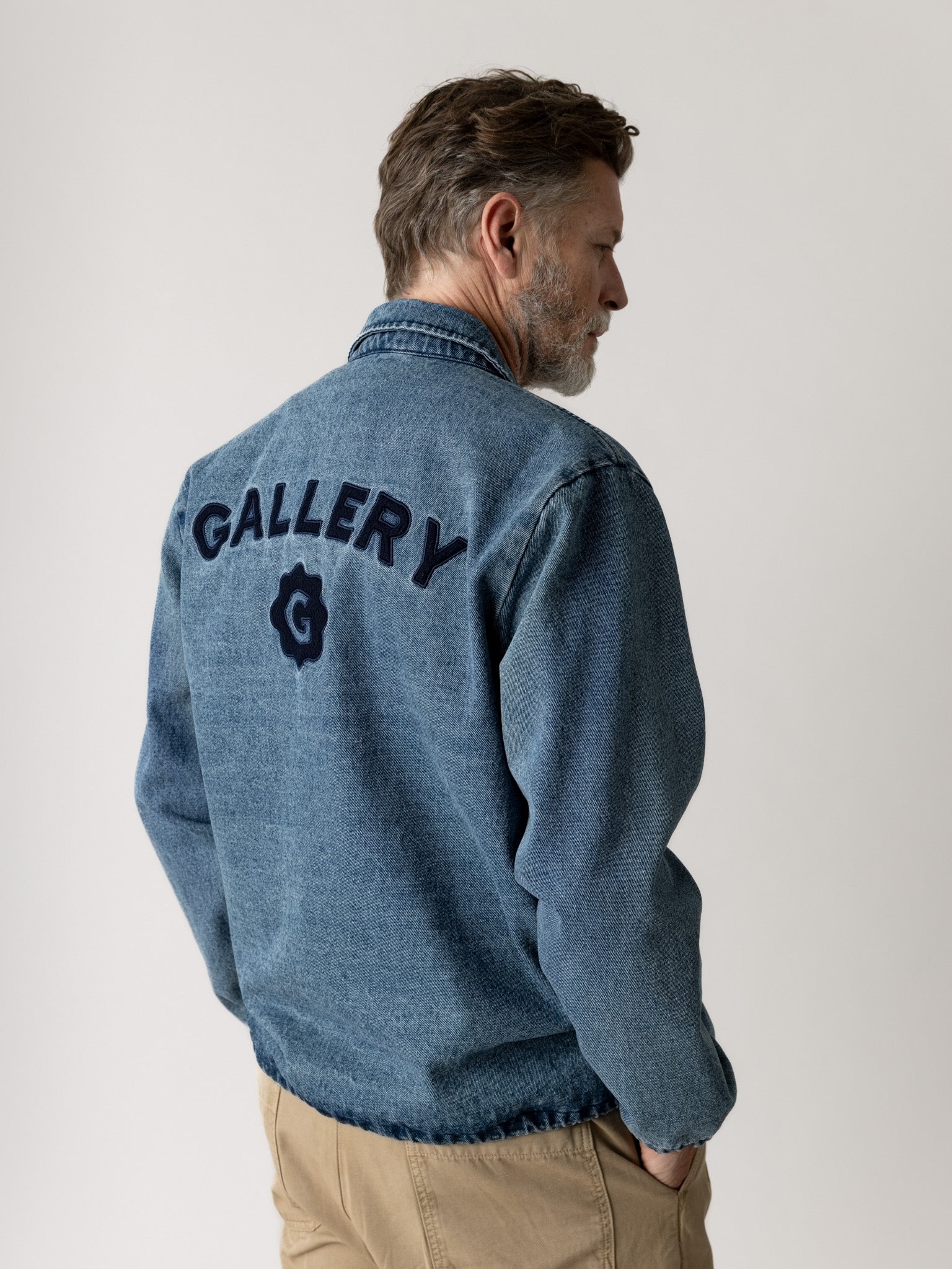 Modelshot / Blue Denim / Detail