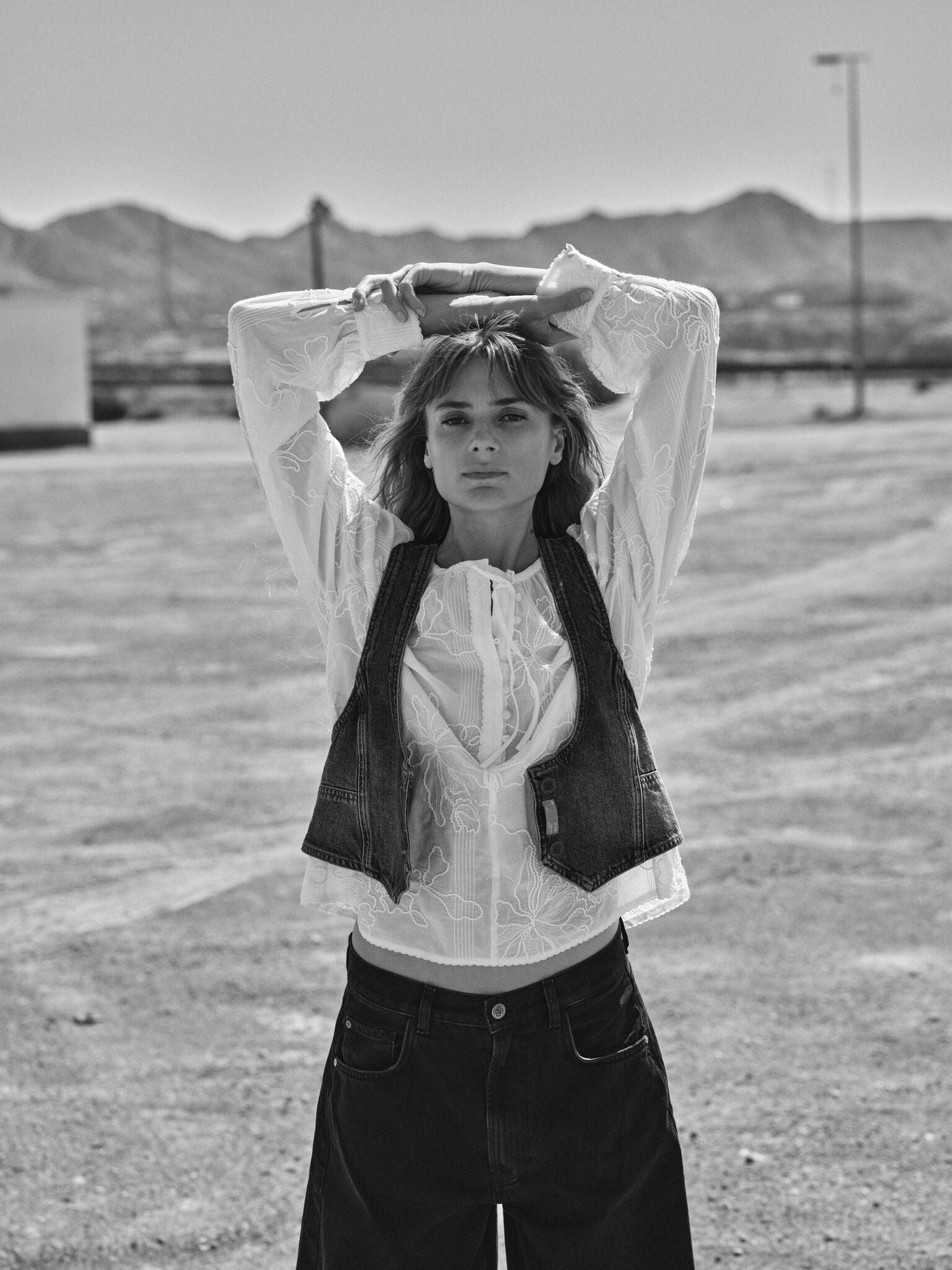 Modelshot / Medium Washed Blue / Detail