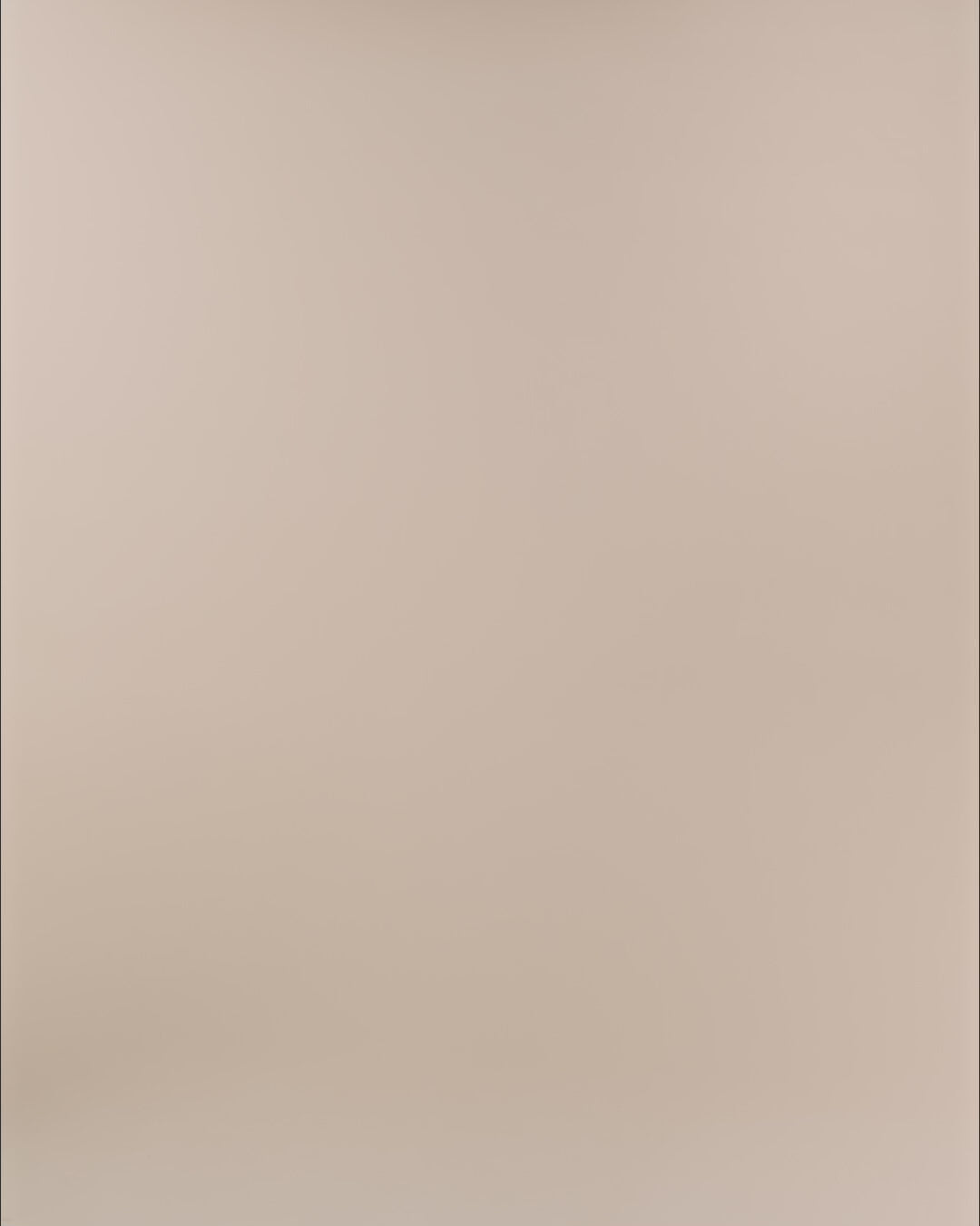 Modelshot / Dark Blue / Detail