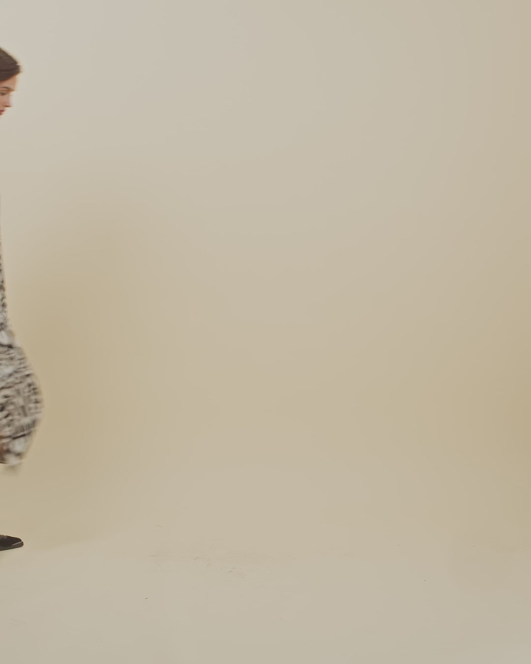 Modelshot / Black / Detail