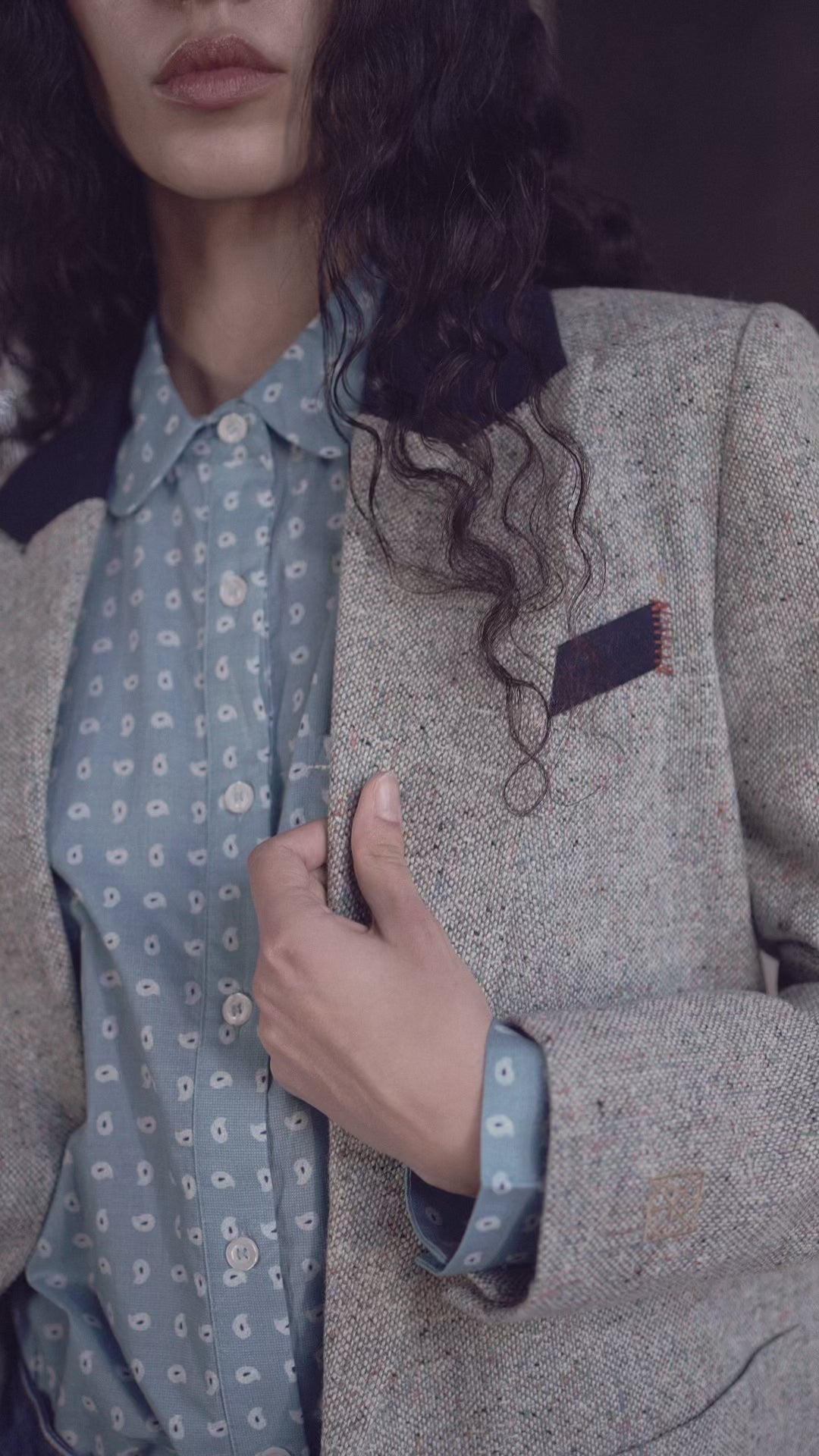 Modelshot / Grey Melange / Detail