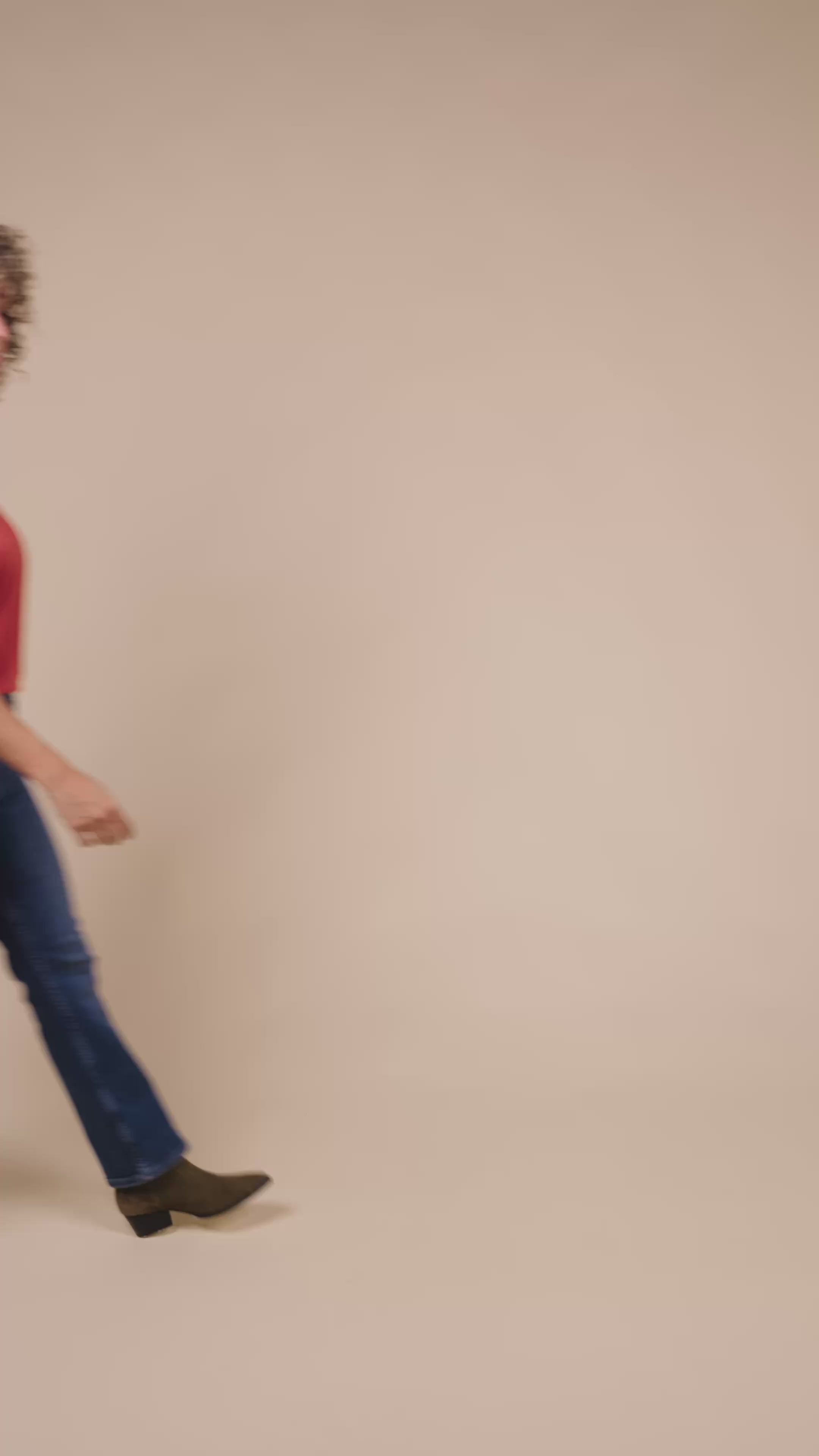 Modelshot / Blue / Detail