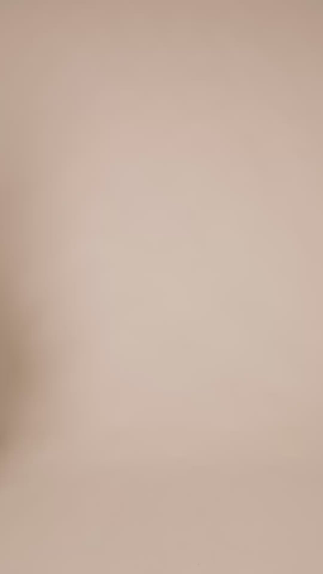 Modelshot / Black / Detail