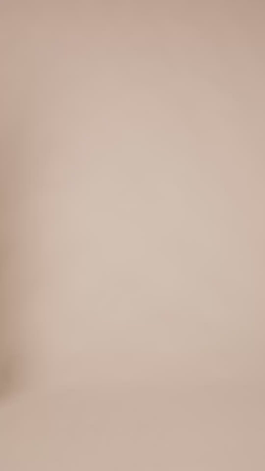 Modelshot / Black / Detail