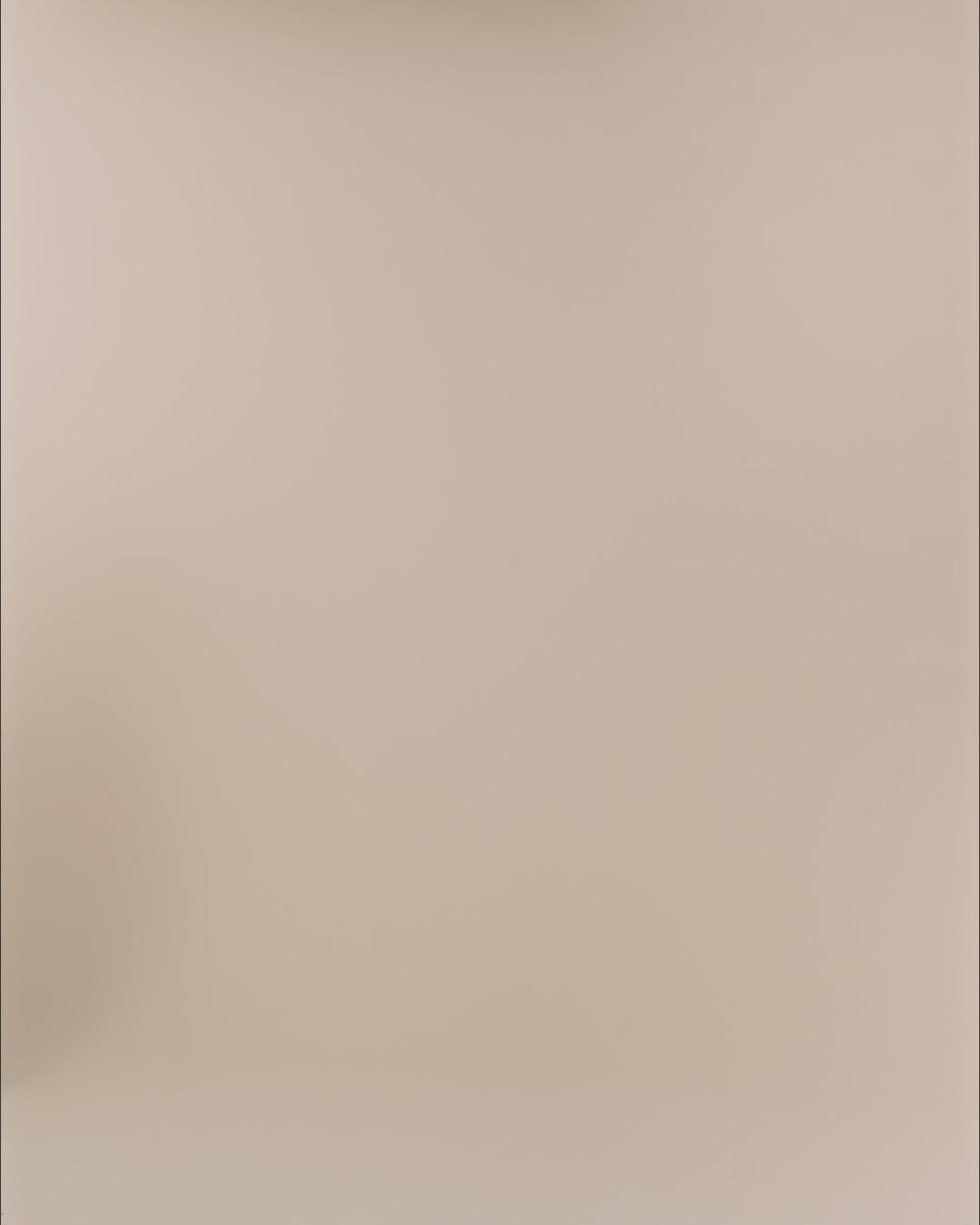 Modelshot / Black / Detail