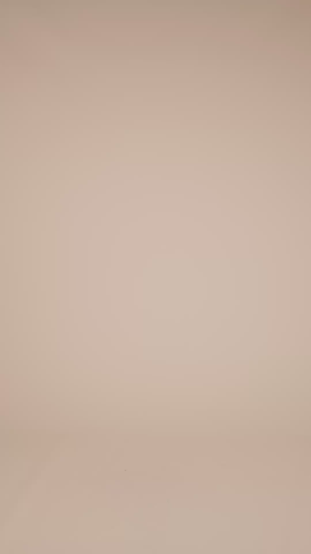 Modelshot / Quiet Gray / Detail