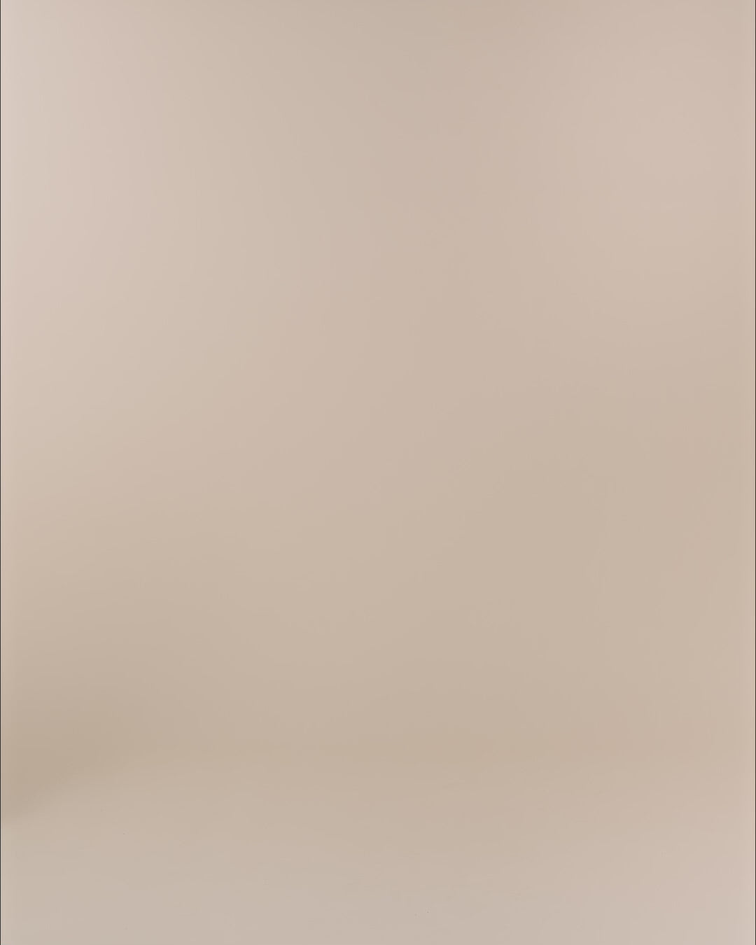 Modelshot / Dark Blue / Detail