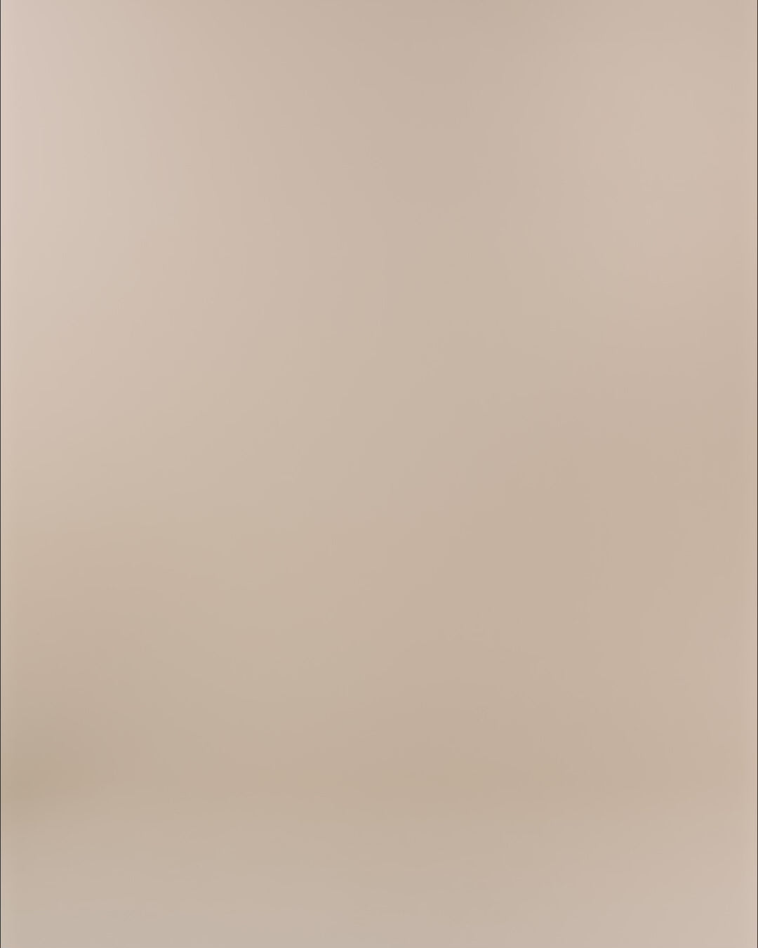 Modelshot / Dark Blue / Detail