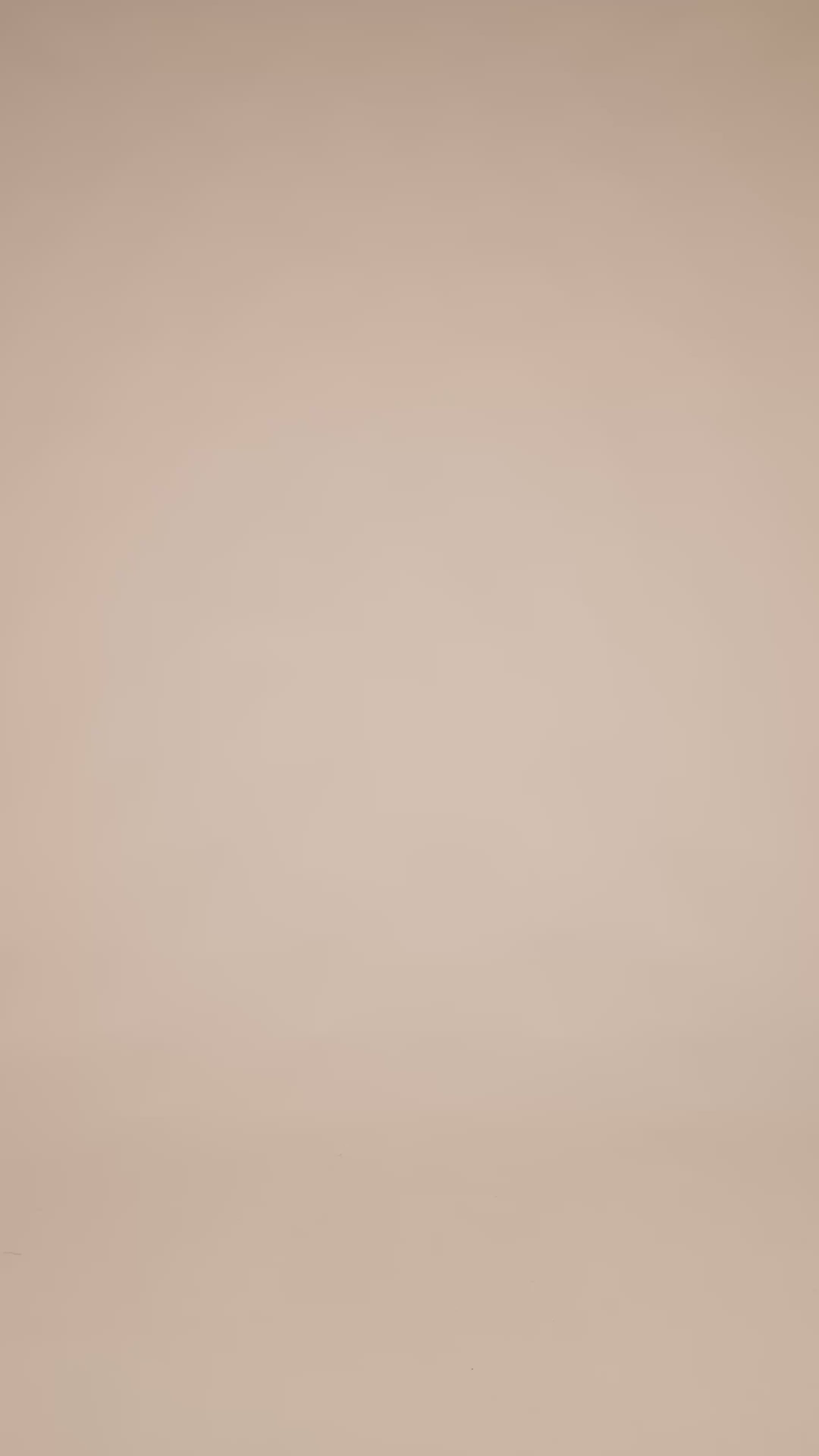 Modelshot / Savannah Tan / Detail