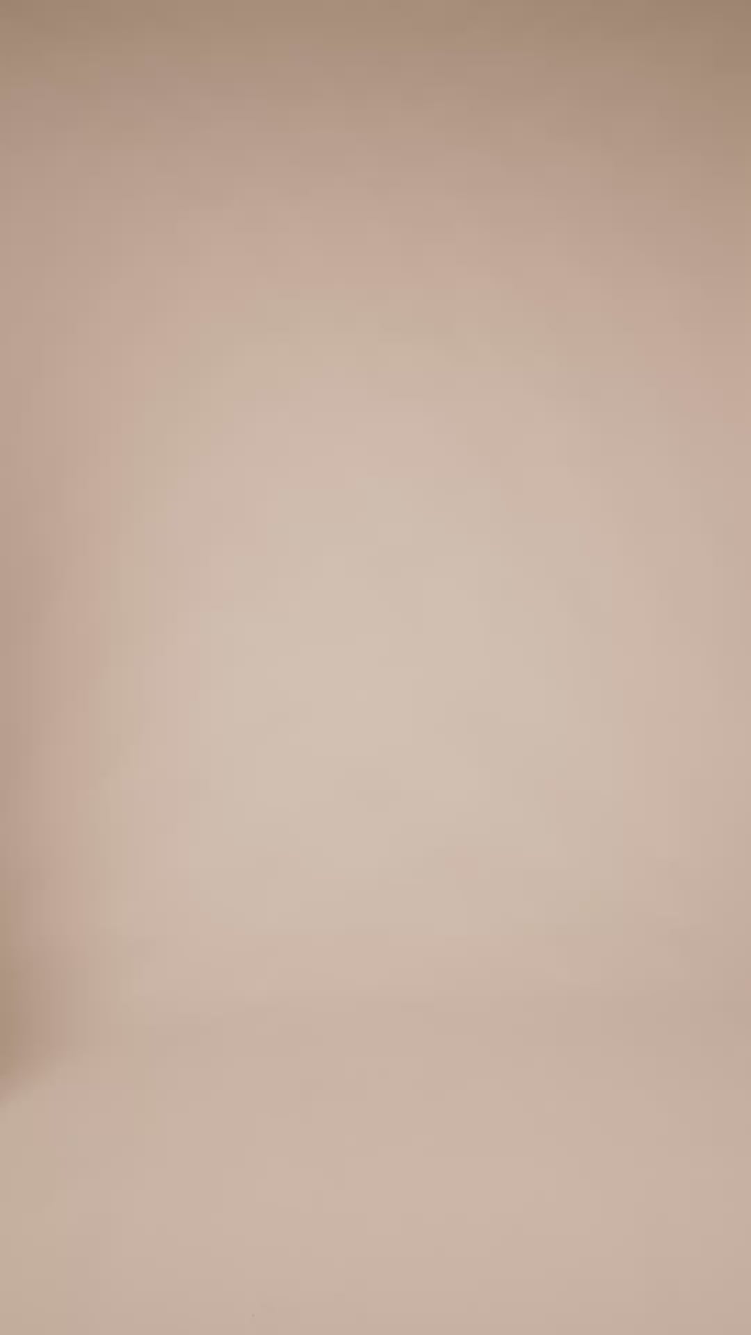 Modelshot / Burlwood / Detail