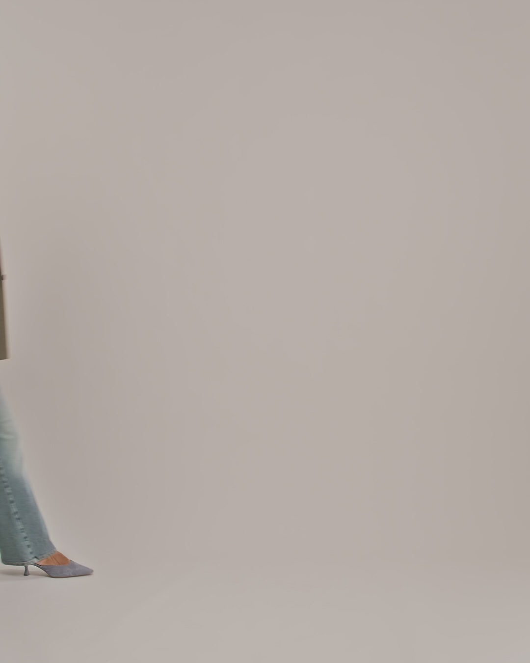 Modelshot / Blue / Detail