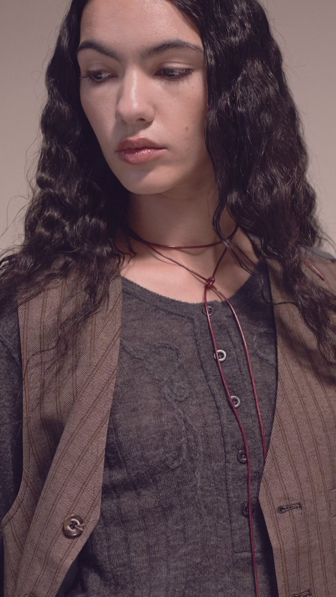 Modelshot / Grey Melange / Detail