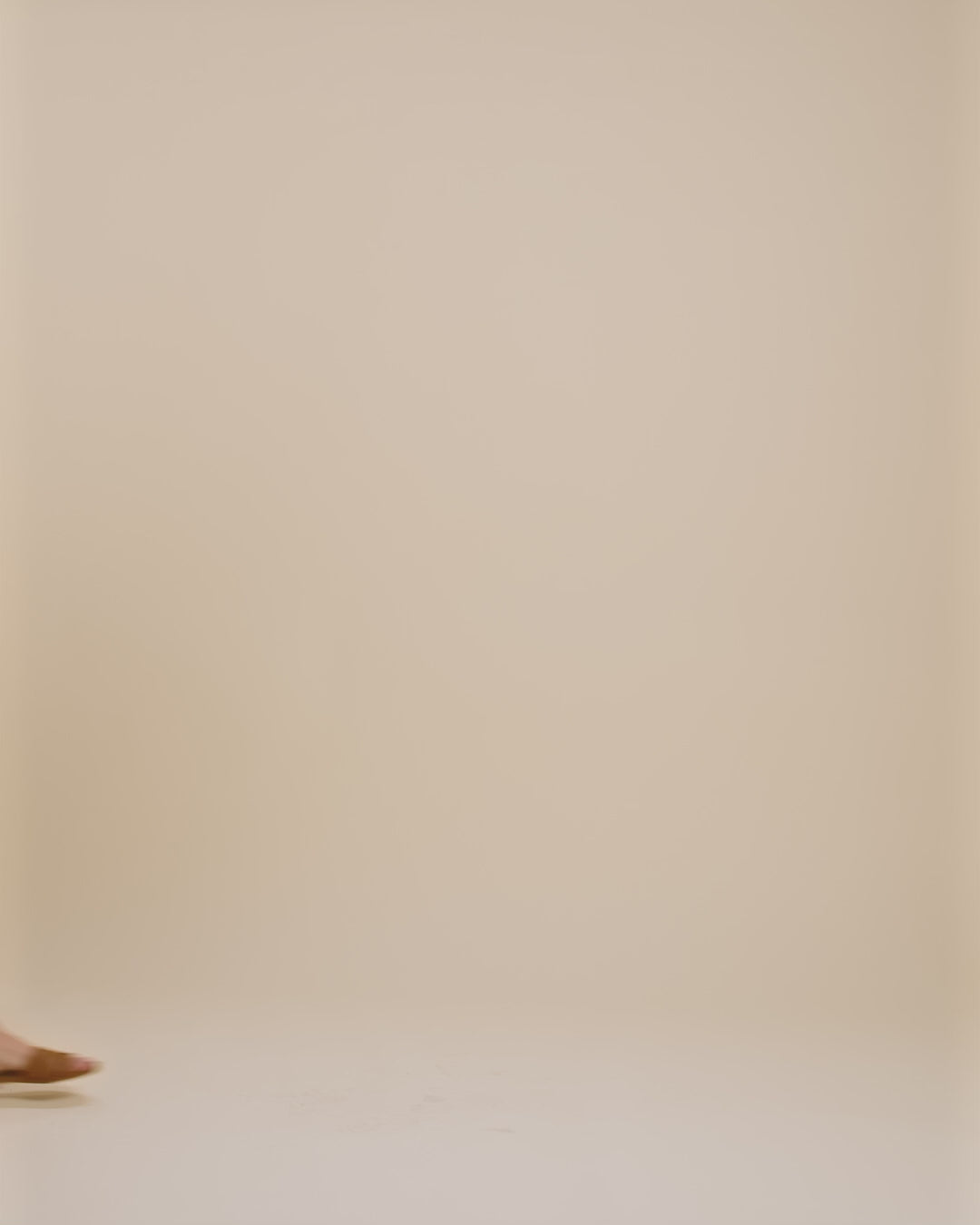 Modelshot / Dusty Olive / Detail