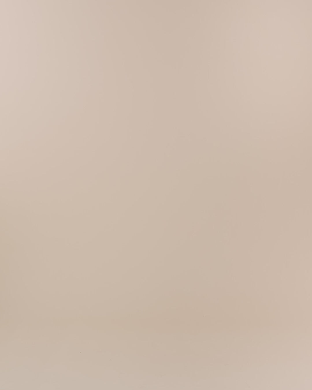 Modelshot / Black / Detail