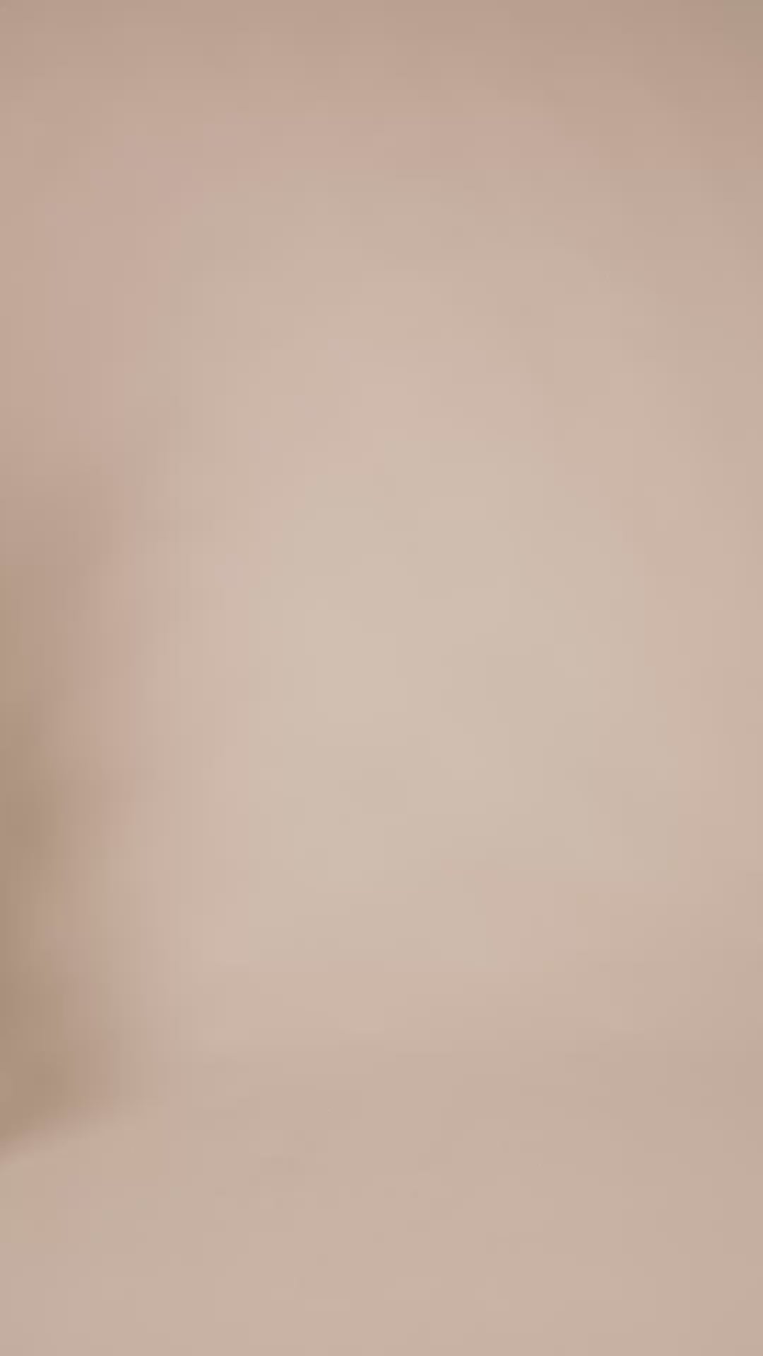 Modelshot / Slate Black / Detail